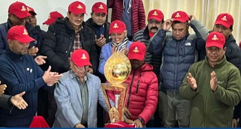 भोलिदेखि मदन भण्डारी गोल्डकप भलिबल सुरु हुँदै, ट्रफी सार्वजनिक
